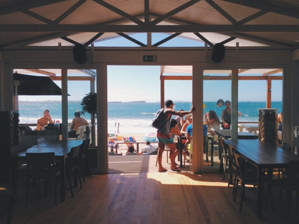 restaurant au bord de la plage